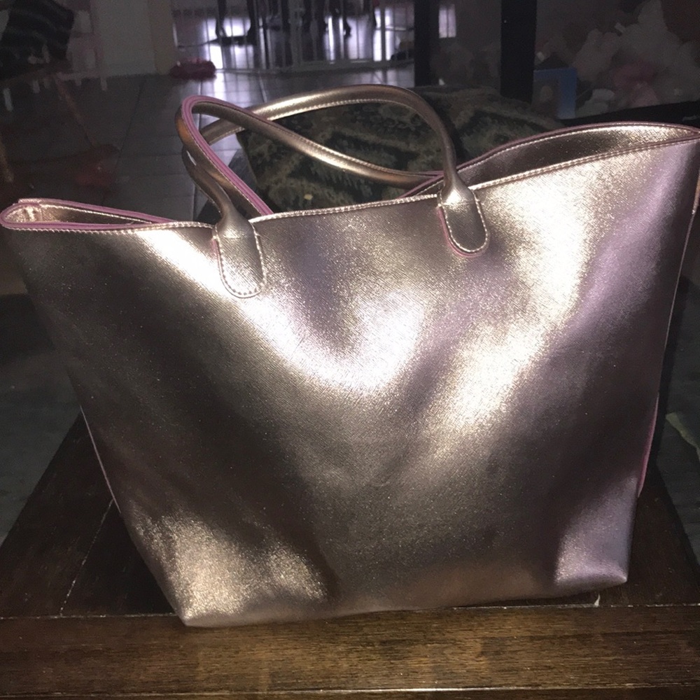 Gold bag bath and body works